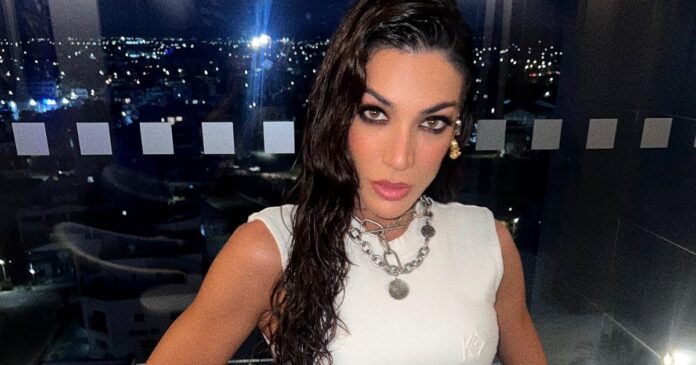 ivi adamou 34 1200x630.jpg