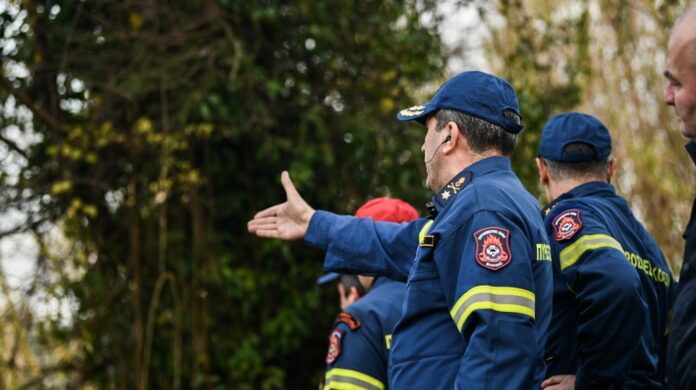 pirosvestiki emak.jpg