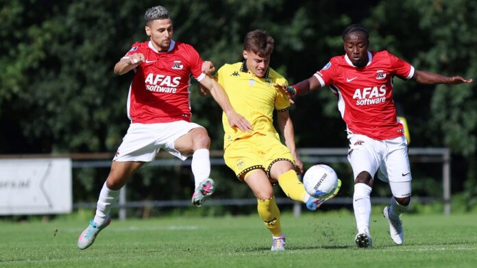 4737853.jpg 4737853.jpg