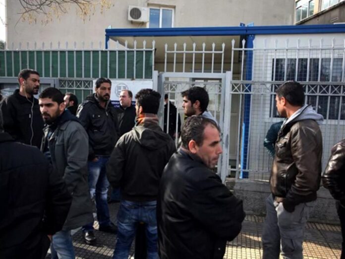 astynomikos 092748.jpg