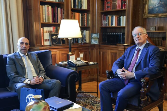 bratakos tasoulas 1.jpg