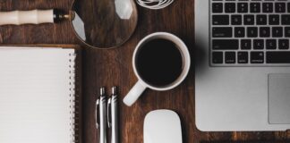 eleutheroi epaggelmaties.jpg