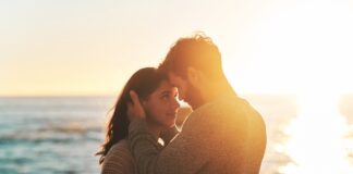 kalokairi ilios erotiko patho sxeseis.jpg