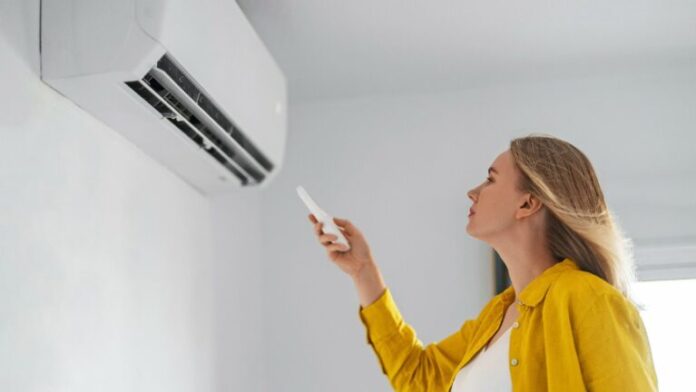 woman air condition 2120547839 768x432 1.jpg