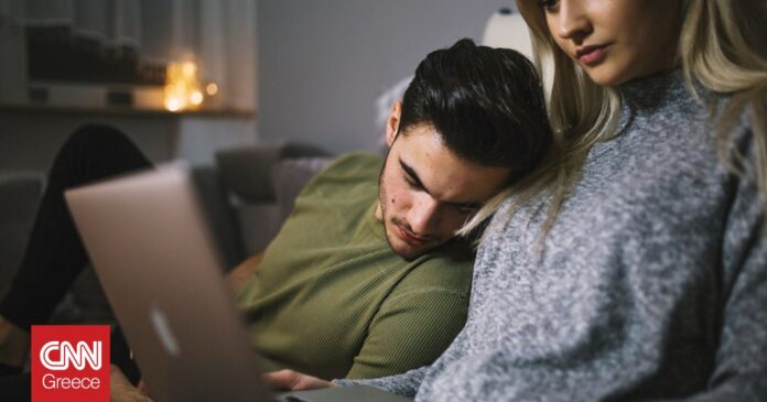 20da78d2 couple laptop zeygari og.jpg