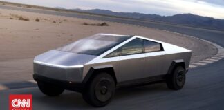 TESLA CYBERTRUCK 1 og.jpg