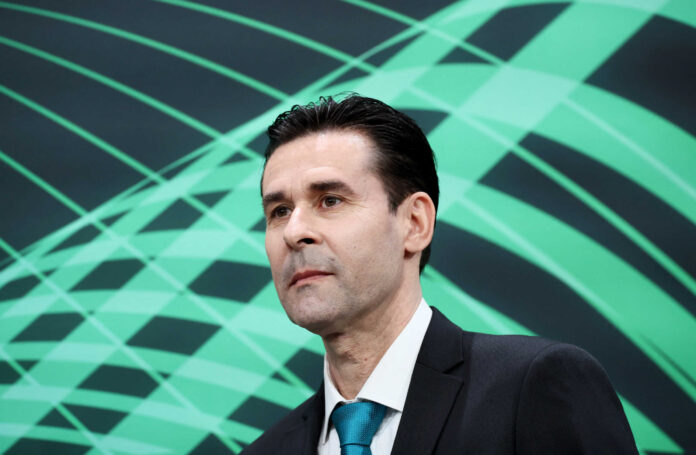 VASILIS TSIARTAS REUTERS scaled.jpg