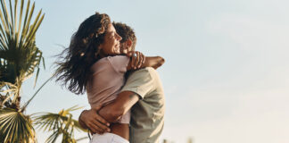 afroditi ston leonta.jpg