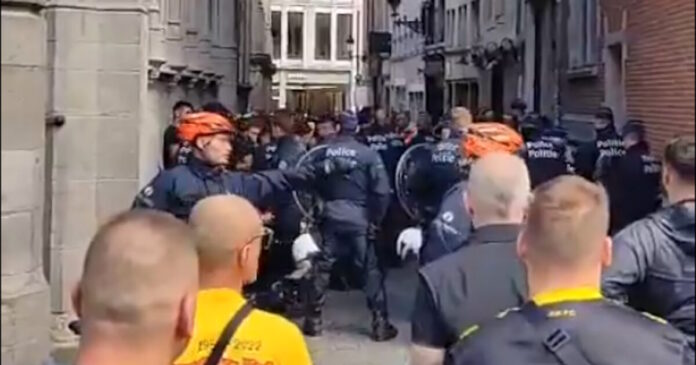 astynomia belkgio aek opadoi grab 1200x630.jpg