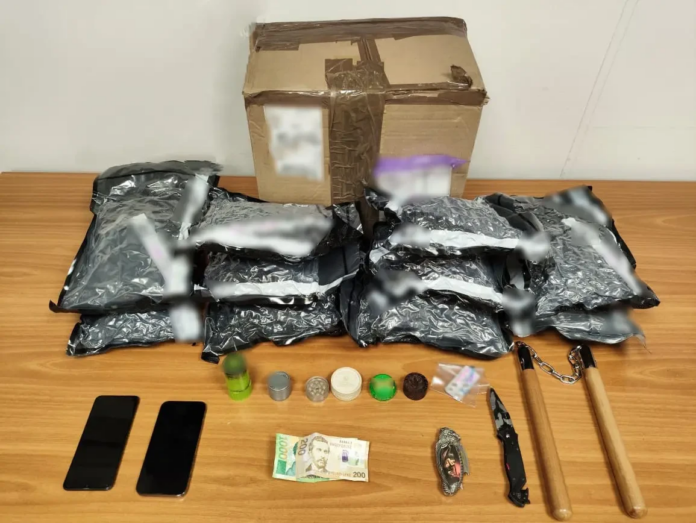 kannavi 25xronos1.png