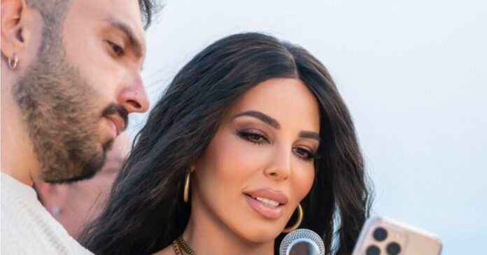 kelly kelekidou 1 2 1200x630.jpg