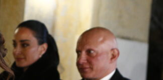 vardinogiannis 1200x630.jpg