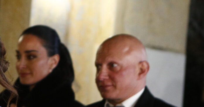 vardinogiannis 1200x630.jpg