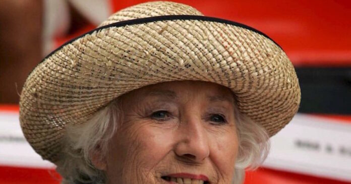 veraynn apempe 1200x630.jpg