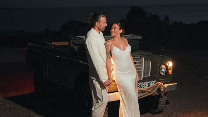 0169bd016e13fad95f61ebee38f743aa L.jpg