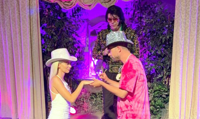 02caa783a8536aaa788d94f33c78edfc L.jpg