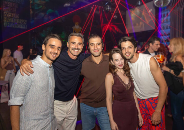 05503a475453ed8c0b3f6b8832028308 L.jpg