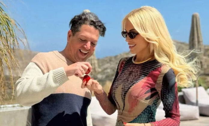 08adb6423edc854af9c7ccdab25ecf1c L.jpg