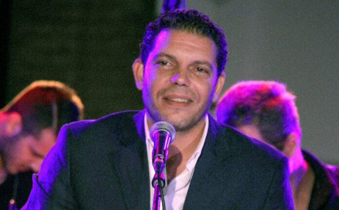 0a9adb480df3b9842911172b62be87c0 L.jpg