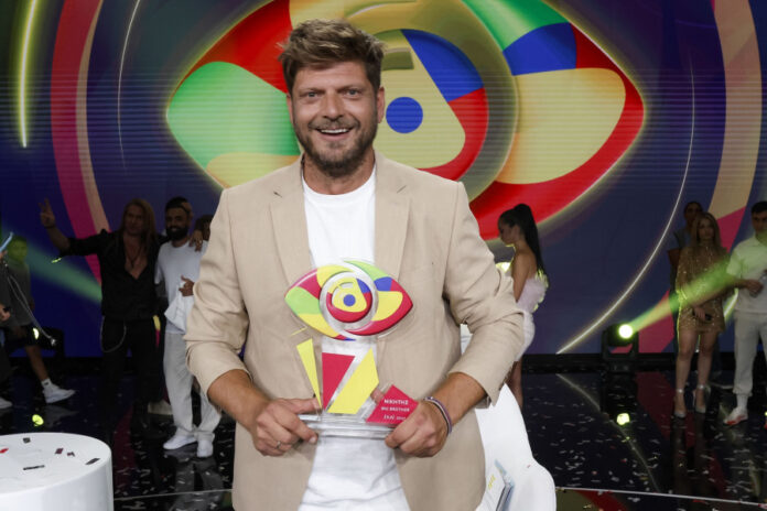 0cc8b393d1d1e9e592487f37678aa48b L.jpg