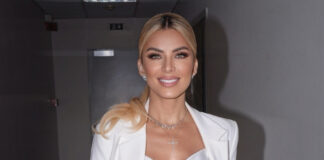 1055962cd6a020b4b8c79293d091d67c L.jpg