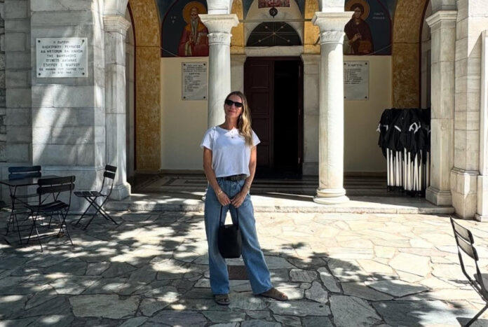 239dbf1dcea88ea7a346f3dc66e563f2 L.jpg