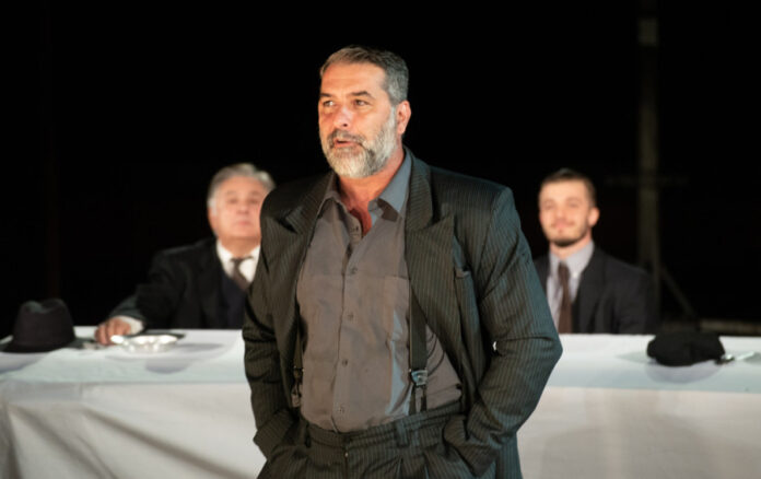 2ea05b271739ef4e753976159be773a2 L.jpg