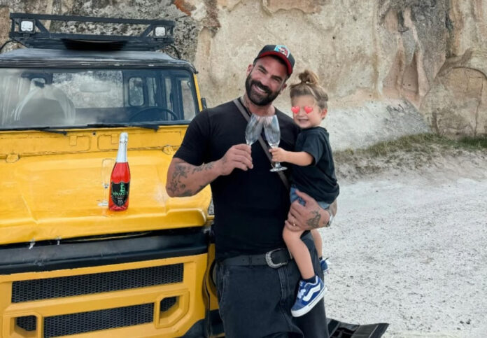 2f277e5c40a97a3a00c6cc07dab68238 L.jpg