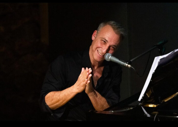 344c9785646d12aae09bdeed4fee2e14 L.jpg