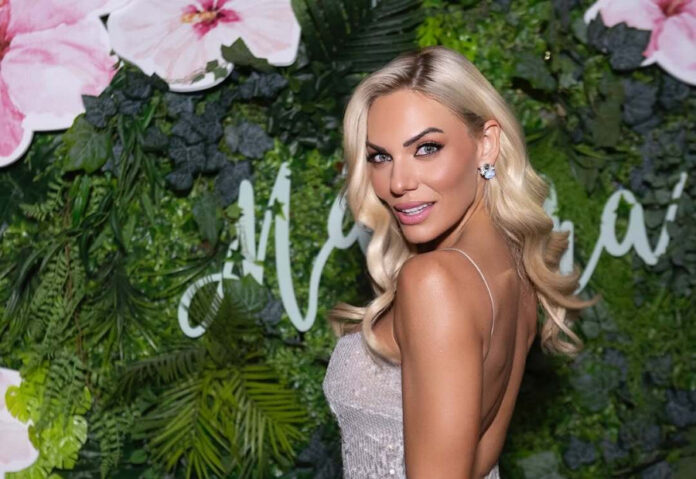 3486ecbf66079ccfd28f29f54b2ce7ff L.jpg