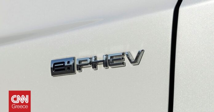 3c937656 hondacr v phev plug in hybrid 15 og.jpg