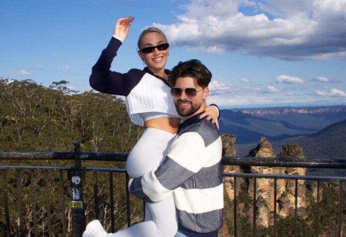 4cb697da0f81cc8dfeadec379e4b94d6 L.jpg