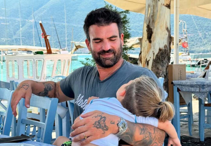 4da3003b5e144116b3f335270263690f L.jpg