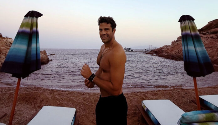 59286857421449491c30f05d0dc81934 L.jpg