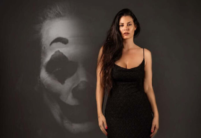 6480e6e3437f521d77d67764466ad03a L.jpg