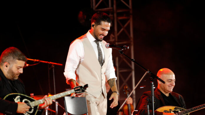 650acf737f9fa6574a11157ef02a6c98 L.jpg