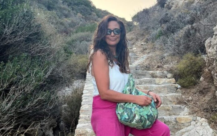 71801d5f6275cb8f32b923f7c4641bb7 L.jpg