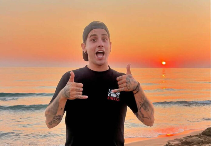 7f162396e7289181ea6a6591dd279056 L.jpg 7f162396e7289181ea6a6591dd279056 L.jpg