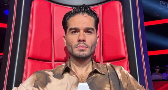 939795dc5141bc8c625535952411c062 L.jpg