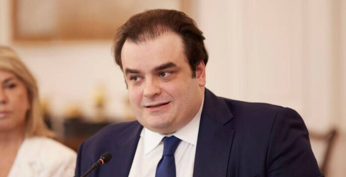 Kyriakos Pierrakakis 1 2.jpg