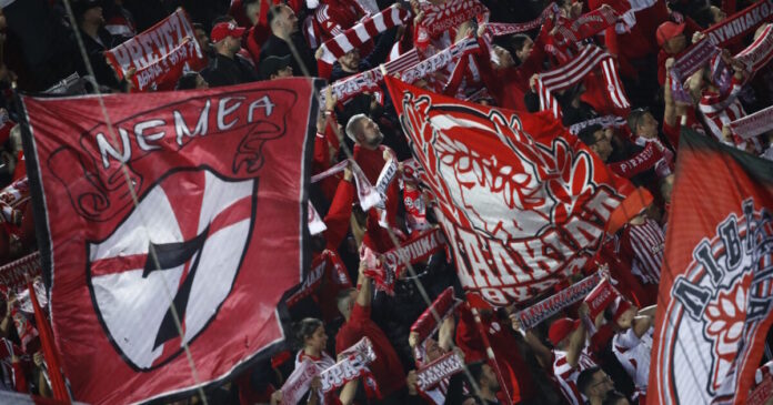 OLYMPIAKOS OPADOI PODOSFAIRO EUROKINISSI 1200x630.jpg