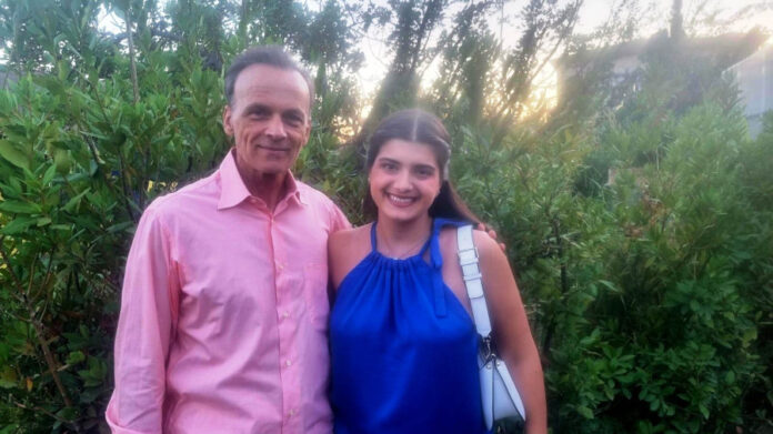 ac4b9513575e5142d29c8a304f8ddb6c L.jpg