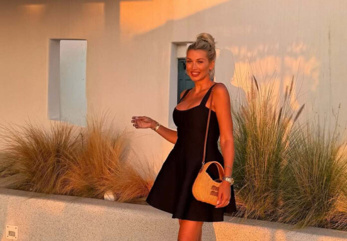 acbe569adf045a45d454813aedadefe6 L.jpg