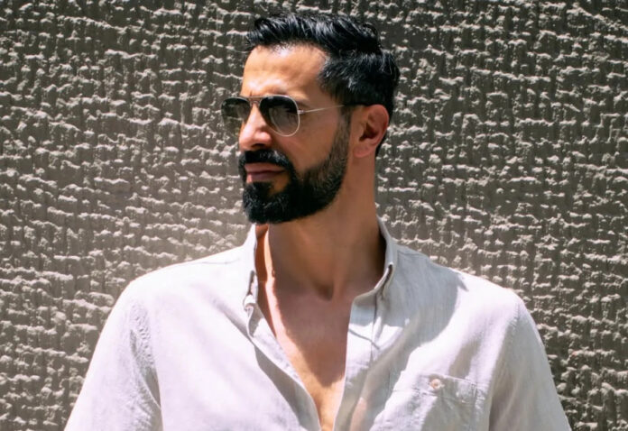 aef4b6fccb7b8d8edc7e44b3b38f3708 L.jpg