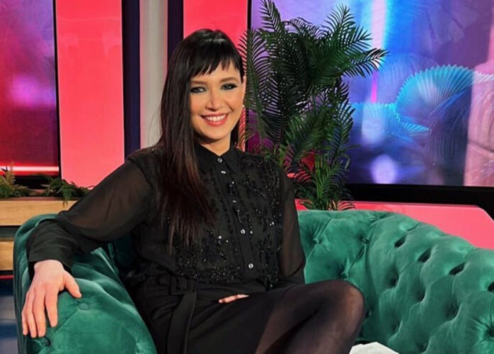 b46d7c5d5a33f3e1a2d437a5f79c2dd2 L.jpg