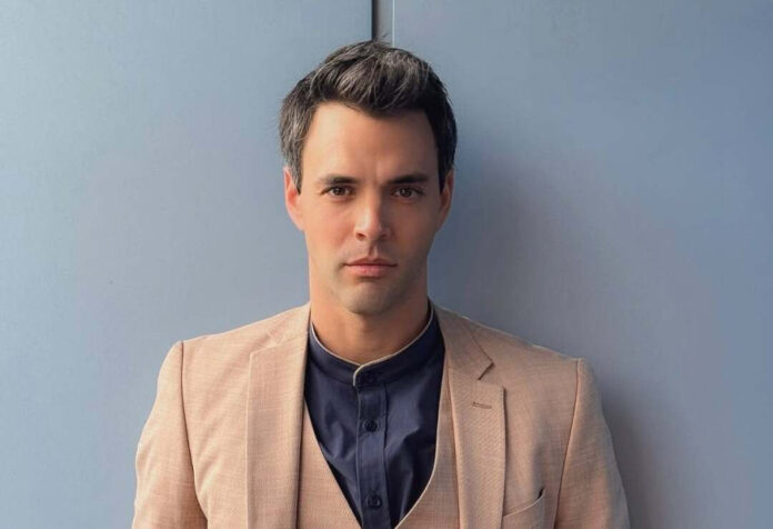 bc3528521dc5cf384de42bc97041b8a4 L.jpg bc3528521dc5cf384de42bc97041b8a4 L.jpg