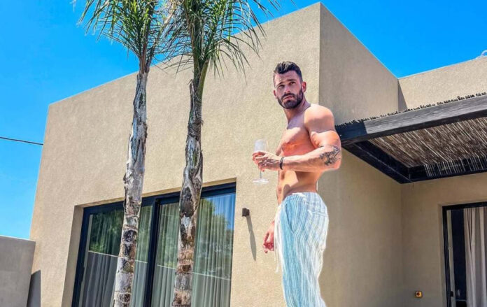 bd9d87723173c686e4912b57259beaf1 L.jpg