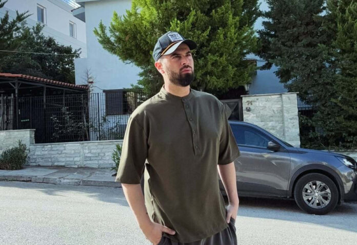 c65a5504f430cbf727d16fba3034c3ab L.jpg