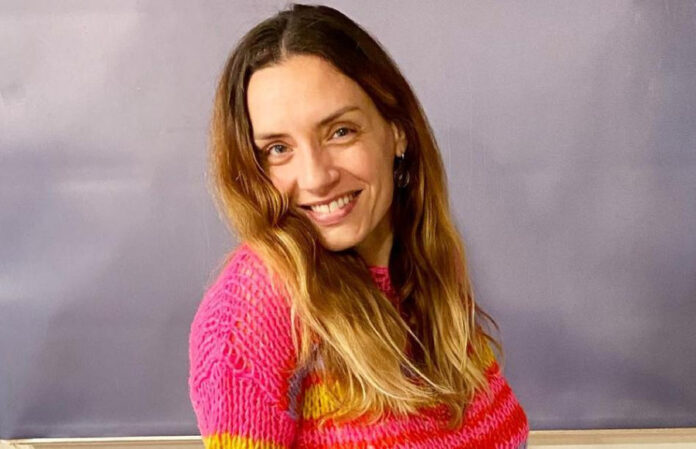 d16a44cb50b270af6febb5111065490c L.jpg