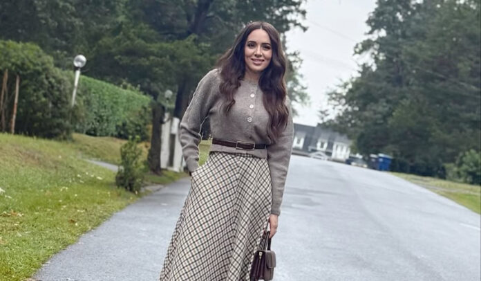 d3a48d29850b25822839f7e0180e66b2 L.jpg d3a48d29850b25822839f7e0180e66b2 L.jpg